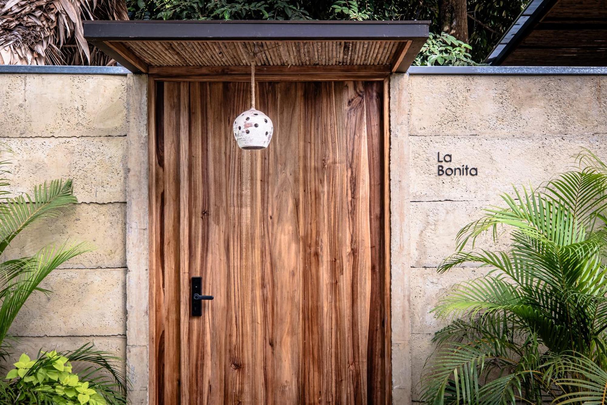 La Bonita Lodge Puerto Viejo de Talamanca ภายนอก รูปภาพ