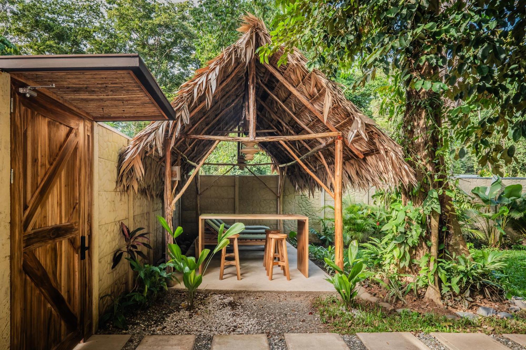 La Bonita Lodge Puerto Viejo de Talamanca ภายนอก รูปภาพ